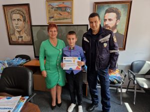 teteven konkurs 2004231 5 В Тетевен наградиха участниците в общинския етап на Международния конкурс "С очите си видях бедата"