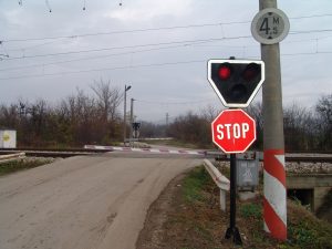 zhp spirka 2204231 1 Въвежда се временна организация на движението на два жп-прелеза в Община Ловеч