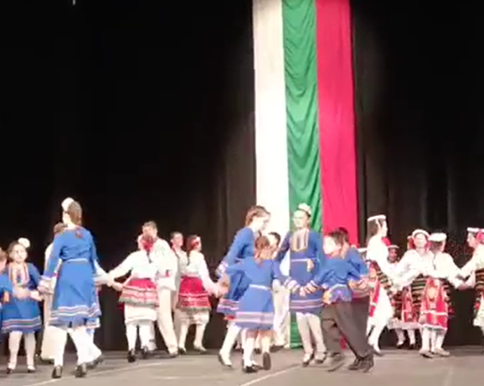 koncert odk 3105231 В салона на Драматичен театър Ловеч се проведе годишният концерт на Център за подкрепа за личностно развитие - Общински детски комплекс - Ловеч