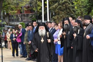 praznik lovech 1105231 8 Празникът на Ловеч е наситен с тържествени изяви и концерти