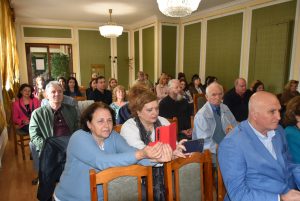 predstaviane kniga 2205231 4 Голяма група учени от Центъра за върхови постижения „Наследство БГ“ гостуваха в Ловеч за представянето на книгата „Славянски и гръцки ръкописи в Регионален исторически музей – Ловеч“