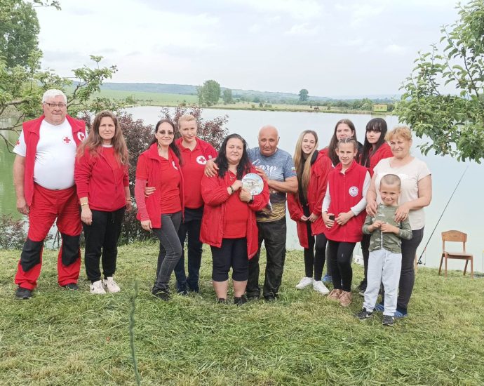 red cross 305231 7 ДЕН НА ВОДНОТО СПАСЯВАНЕ И ПЪРВИ СТЪПКИ В РИБАРСТВОТО ОРГАНИЗИРА МЛАДЕЖКАТА ОРГАНИЗАЦИЯ НА БЧК-ЛОВЕЧ