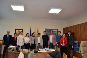 troyan mlad kmet 905231 10 Проведе се инициативата „Млад кмет за един ден“ в Община Троян. Тя е посветена на Деня на младежкото самоуправление и Деня на Европа - 9 май.