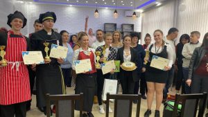 ugarchin kulinarno sastezanie 505231 2 Четвъртото областно кулинарно състезание по професии от професионално направление „Хотелиерство, ресторантьорство и кетъринг“ се проведе в Угърчин