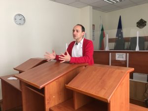 deca sad 1906231 2 Как могат да защитят правата си пред съда чуха ловешки ученици