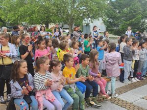 deca troyan praznik 206231 8 Децата на Троян отбелязаха първи юни с множество събития