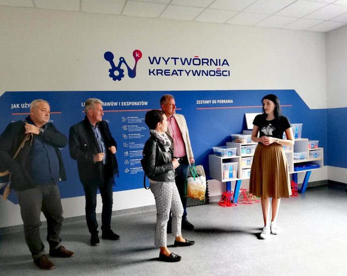 delegacia poland 706231 4 Председателят на Общинския съвет в Ловеч Петър Цолов и директорът на ХГ „Проф. Теофан Сокеров“ Валентин Узунов  бяха сред гостите в Калиш, Полша, по повод честването на Деня на града