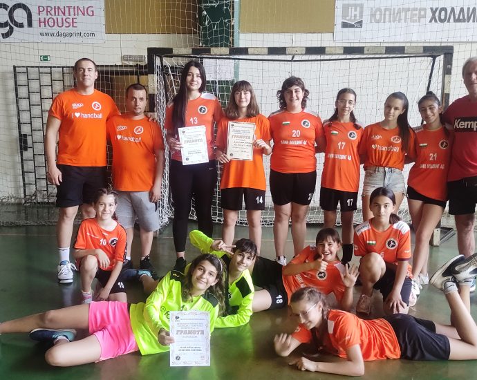 handball 2606231 Ловеч беше домакин на най-добрите хандбални отбора при девойките