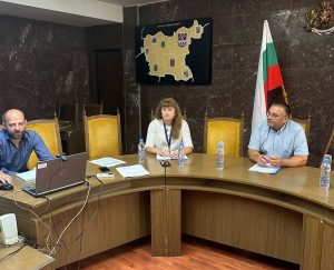 komisia bezopasnost 2806231 2 Областната комисия по безопасност на движението обсъди мерки за подобряване на пътната инфраструктура