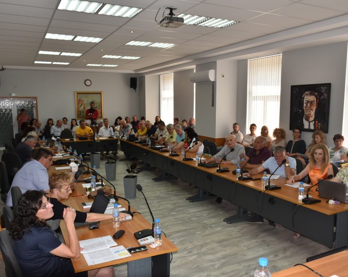 obs 2806232 Поставят паметна плоча на загиналите във войните жители на с. Брестово, Ловешко