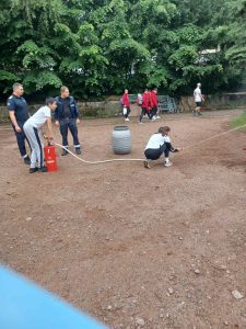 troyan red cross 1306231 8 Ученици от СУ „Васил Левски“-Троян взеха участие в „Национално състезание на ученическите екипи по първа помощ“