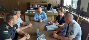 ou pojarna 2007231 Областният управител Виктор Стойчев се срещна с ръководството на Регионалната дирекция „Пожарна безопасност и защита на населението“ (РДПБЗН) – Ловеч