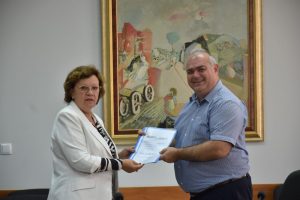 biudjeti 2709231 4 Кметът на Община Ловеч Корнелия Маринова връчи бюджетите за 2023 г.