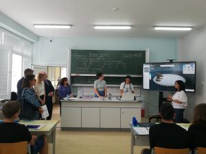 darenie fos 2109231 7 Фондация „Ханс Хърман Фос" дари на две ловешки училища супер модерни обучителни модули