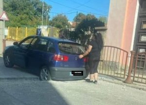komisia asfalt 1209231 4 Община Ловеч назначи комисия за проверка на асфалта пред Старата банка Кметът: Приканвам всички, които имат щети по автомобилите, да подадат жалби