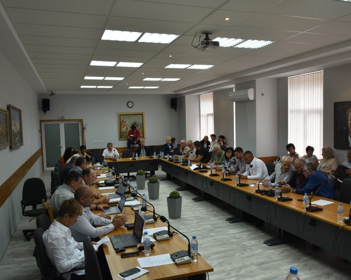 obs 2809231 Община Ловеч ще кандидатства за безвъзмездна финансова помощ по две процедури - „За по-чист въздух!" и „Концепции за ИТИ"
