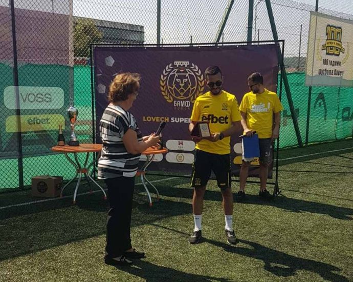 turnir minifootball 1209231 2 Отборът „Феникс“ спечели "Купата на кмета" в първото издание в турнир по минифутбол