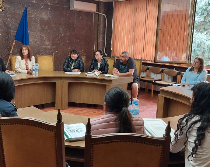 ou proverka 2310231 Областният управител поиска от общините проверки за регистрациите по настоящ адрес и заявленията за гласуване