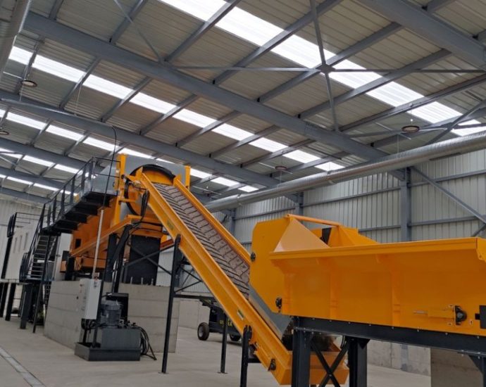 reciklirane 2310231 Компост срещу суровини от битовия отпадък -– нова екоинициатива на Общинското дружество „Хемус ресурс – Троян и Априлци“ ООД