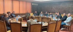 shtab zimno 3010231 Щабът за защита при бедствия възложи на областния управител да поиска от АПИ увеличаване на броя на снегопочистващите машини