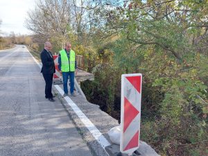 propadnal most 911231 2 Областният управител с искане до АПИ за спешни действия по компрометираното мостово съоръжение на пътя Луковит – Коритна