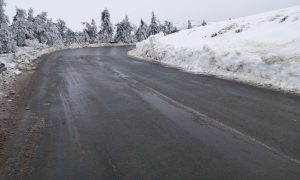 beklemeto 712231 3 От 10 ч. се възстановява движението на тежкотоварни автомобили над 12 т през проход „Троянски“