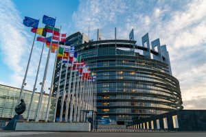 europarlament 612231 Евробарометър: европейците ценят членството в ЕС и интересът им към европейските избори расте