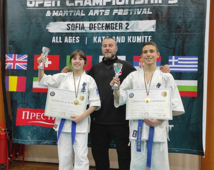 karate 412231 2 Паолина Иванова и Джем Ариф от спортния карате клуб „Сенши-до“ – Ловеч спечелиха шампионски титли на отвореното източноевропейско първенство по карате (киокушин) на IFK
