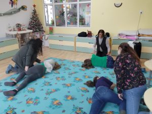 red cross help 512231 7 БЧК ЛОВЕЧ С ОБУЧЕНИЕ ПО ПЪРВА ПОМОЩ НА СЛУЖИТЕЛИ ОТ ДГ „СИНЧЕЦ“ - ТРОЯН