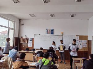 red cross lovech 412231 5 Младите червенокръстци от петте клуба на област Ловеч се включиха в Националната АНТИСПИН кампания превенция на сексуално рисково поведение