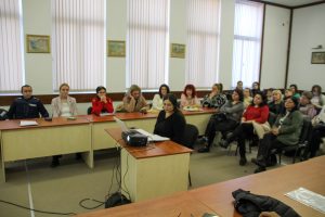 teteven praktiki 2112231 1 В Тетевен бяха представени добри практики в обхващането и задържането на децата и учениците в задължителна предучилищна и училищна възраст