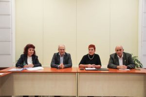 teteven uchenici 2112231 2 В Тетевен се проведе работната среща във връзка с осъществяването на държавния план-прием за учебната 2024/2025 г.