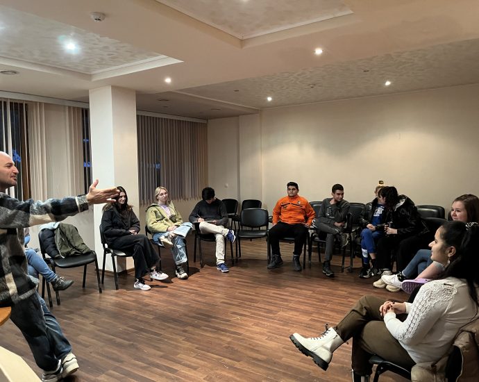 znanie kreativen 512231 1 Сдружение „Знание“ реализира креативен лагер в град Тетевен в рамките на проект ВИЗУАЛНИ ПРЕДИЗВИКАТЕЛСТВА