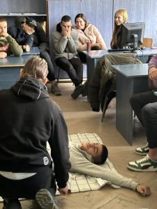 obuchenie parva pomosht 2901241 5 БЧК ЛОВЕЧ С ОБУЧЕНИЕ ПО ПЪРВА ПОМОЩ И АГРЕСИЯТА В УЧИЛИЩЕ В СУ "ТОДОР КИРКОВ"