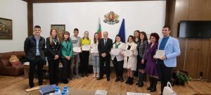 ou za den 1901241 Ученици поеха управлението на Област Ловеч за един ден