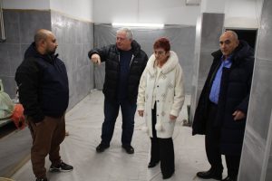 teteven dsp 2901241 1 Кметът на Тетевен инспектира ремонта и разширяването на съществуваща кухня-майка към Домашния социален патронаж