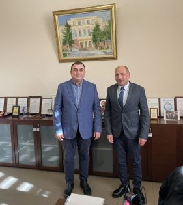 petkov dimitrov 102241в Кметът на община Ловеч проведе работна среща с ректора на Медицински университет – Плевен, проф. Добромир Димитров