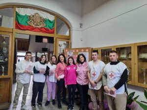 red cross pink 2802241 6 МЛАДИТЕ ЧЕРВЕНОКРЪСЦИ С ПРИЗИВ - НЕ НА ТОРМОЗА В УЧИЛИЩЕ!