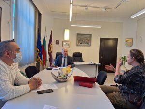 sreshta stefanovo 602241 На работна среща между кметът Петков и сдружение „АР Старо Стефаново – Исвоте“ са обсъдени развитието на архитектурния резерват