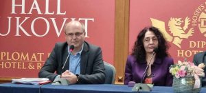 uchilishte dermanci 2902241 2 Областният управител на област Ловеч Виктор Стойчев взе участие в откриването на лаборатория за иновации „Образователна интеграция и гражданско образование