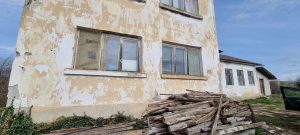 imot kucheta 1303241 За втори път държавата дава имот за приют за кучета в Ловеч