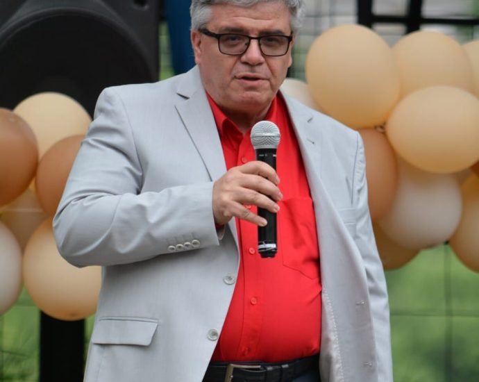 ivo rajnov 903241 Новият Директор на Езиковата Иво Райнов: Аз съм един от общността. Влюбен в Езиковата и замечтан да я види високо. И не съм сам!