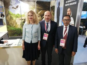 izlojenie turizam 1303241 2 Министърът на туризма Зарица Динкова с обещание към кмета Петков, през лятото да посети Ловеч