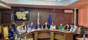 komisia turizam 2203241 В Ловеч се проведе първото за годината заседание на Постоянната комисия по туризъм към Областен съвет за развитие