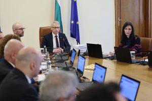 ministerski savet 1303241 Учениците ще могат да отсъстват до 15 дни с бележка от родител