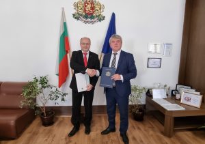 sporazumenie ou leso 2303241 Подписано е споразумение за сътрудничество между Областна администрация - Ловеч и Лесотехнически университет – София