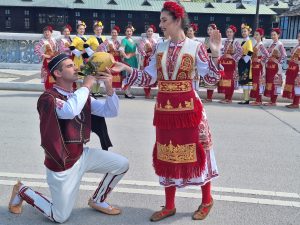 2804241 tsvetnitsa kumichka Ловешата Цветница завърши! Най-пъстрият, хубав и обичан празник събра множество хора