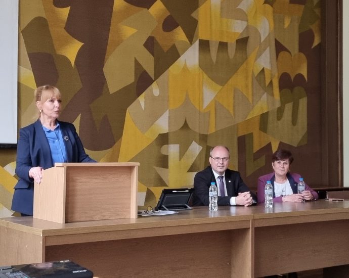inspeca trud 2204241 Областният управител взе участие във форум за превенция на трудовия травматизъм в град Ловеч, организиран от Главна инспекция по труда