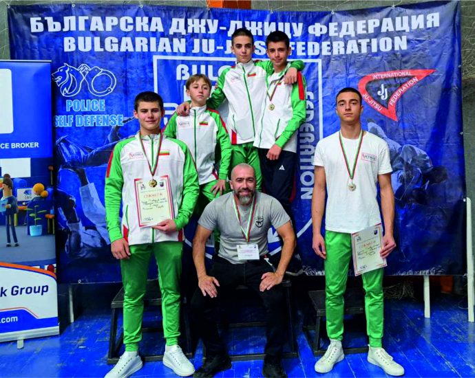 ju jucu 2904241 Момчетата от спортен клуб „Вароша“ – Ловеч спечелиха два златни, един сребърен и един бронзов медал от ежегодният турнир по джу джицу