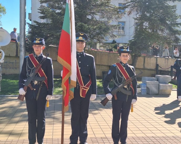 komonavt 1004241 6 45-годишнината от полета на първия български космонавт Георги Иванов бе чествана днес в Ловеч с тържествен ритуал